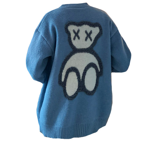 Картинка Кардиган oversize 3 черных пуговицы узор Медведь глаза ХХ от магазина LonnaMag