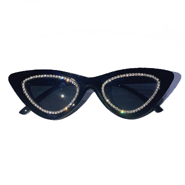 картинка Очки черный пластик полоса из страз возле линз - cat eye кошачие от магазина LonnaMag