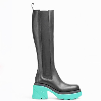 картинка Сапоги высокие челси цветная подошва + каблук от магазина LonnaMag