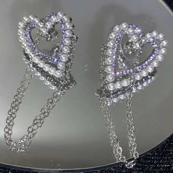 Серьги сердце из страз + из жемчужин + цепь