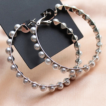 Серьги кольца крупный жемчуг внутри шипами