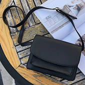 картинка Сумка crossbody прямоугольник 2 уровня большой клапан от магазина LonnaMag