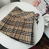 Картинка Юбка в складку бежевая клетка burberry - мини от магазина LonnaMag